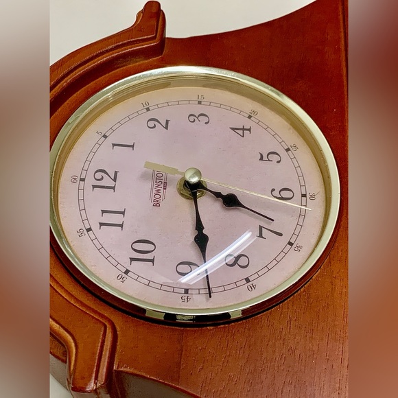 Vtg Brownstone Gold Tone Metal Hardwood Quartz Analog Mantle Clock - Picture 3 of 16